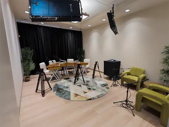 AzDA Podcast Room